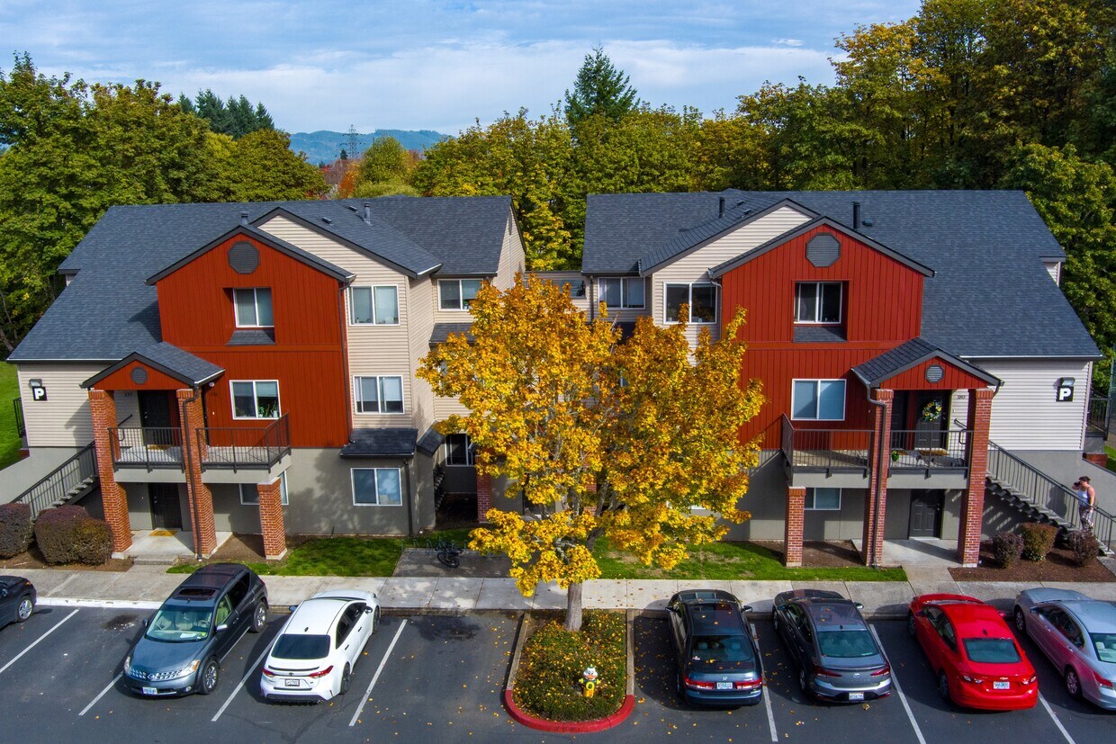 Ducks Village Apartments in Eugene, OR