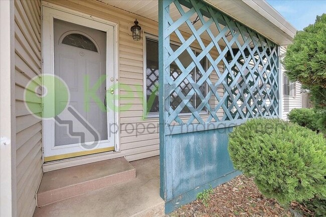 Foto del edificio - 4837 Jela Way