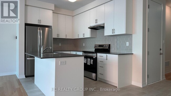 Building Photo - 2975 Seagrass St