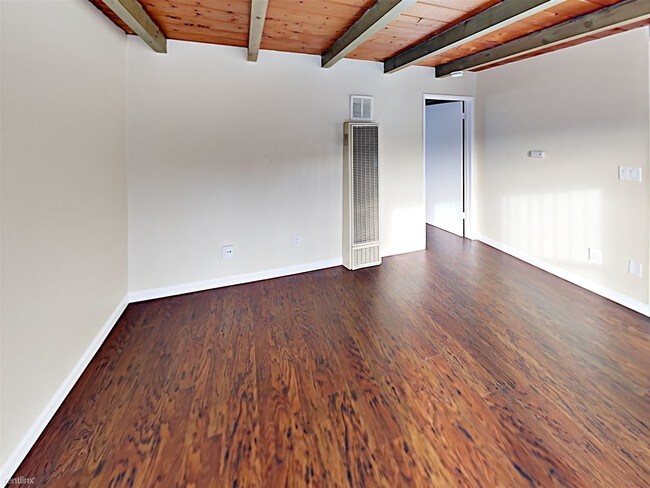 Foto del edificio - 5747 Lauretta St