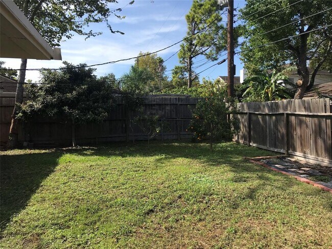 Building Photo - 5518 Kuldell Dr