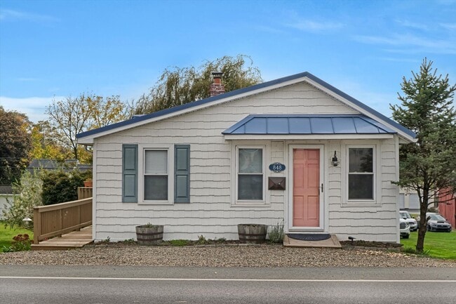 Building Photo - 848 Bloom Rd