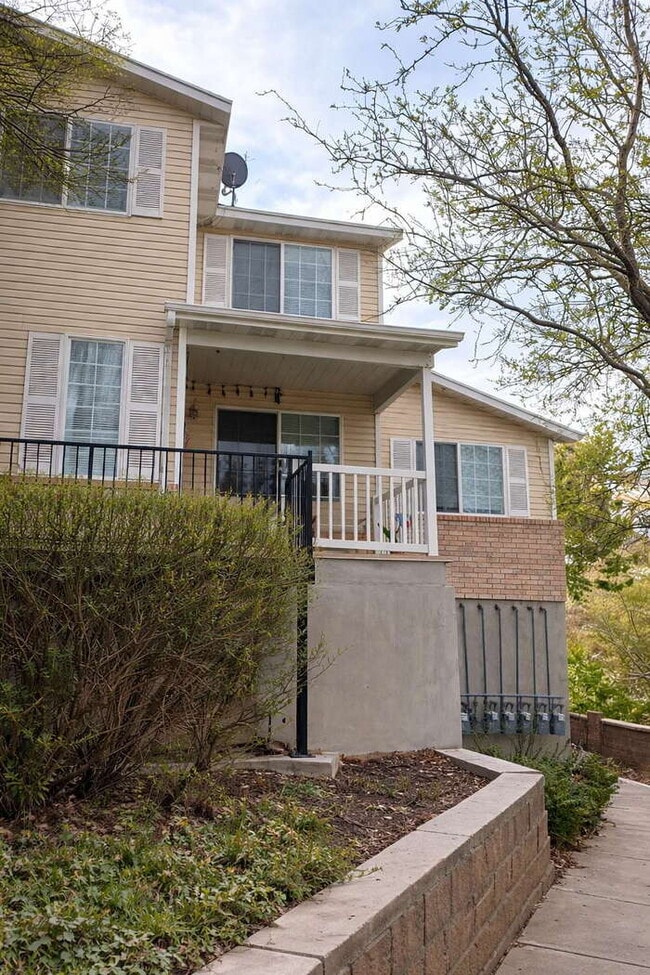 No deposit option for qualified renters - No deposit option for qualified renters Townhome