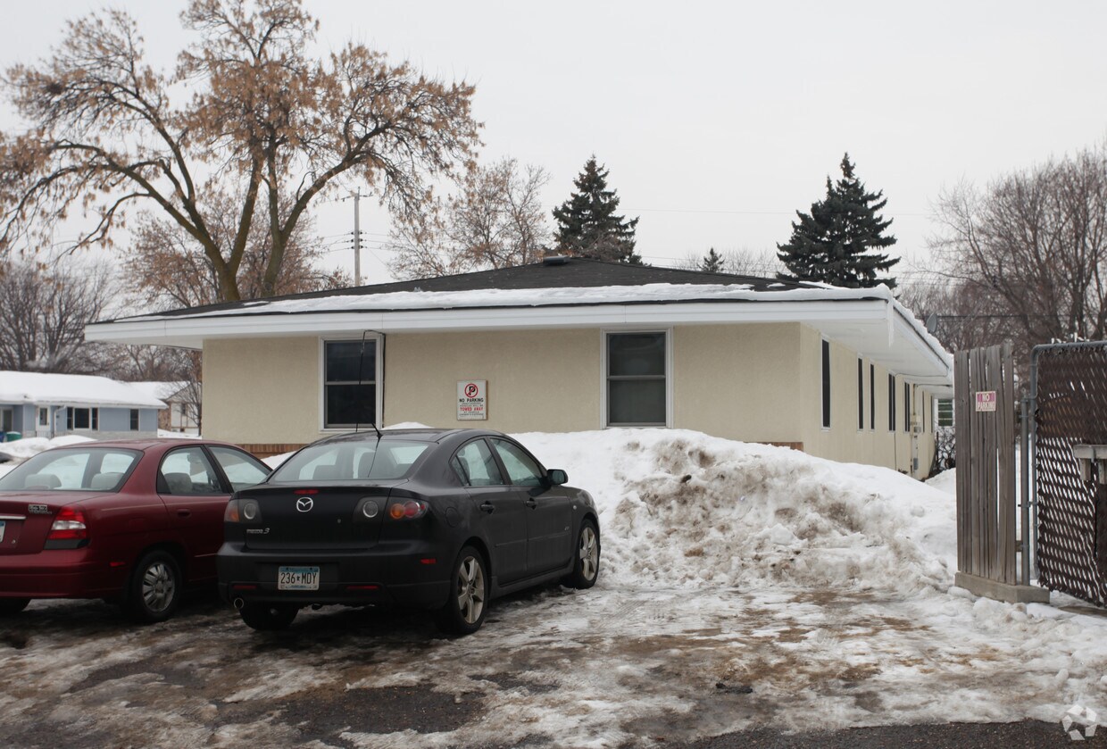 Foto del edificio - 213-219 53rd Ave NE