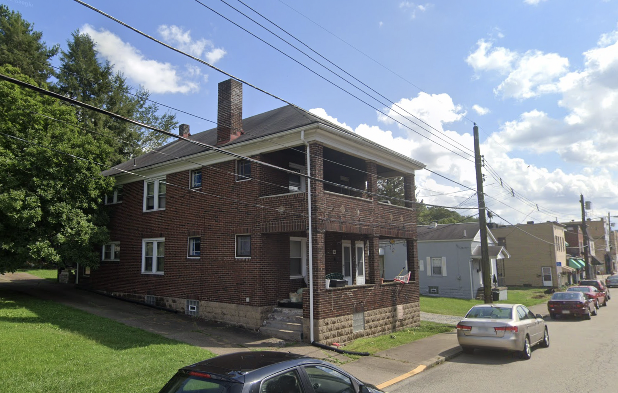 Primary Photo - 534 Cavitt Ave