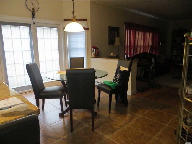 Foto del edificio - 33 Southview Cir