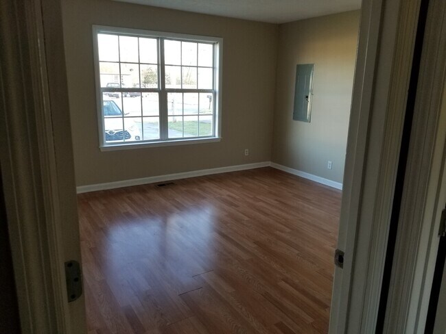 Foto del edificio - 106 Dixie Ct