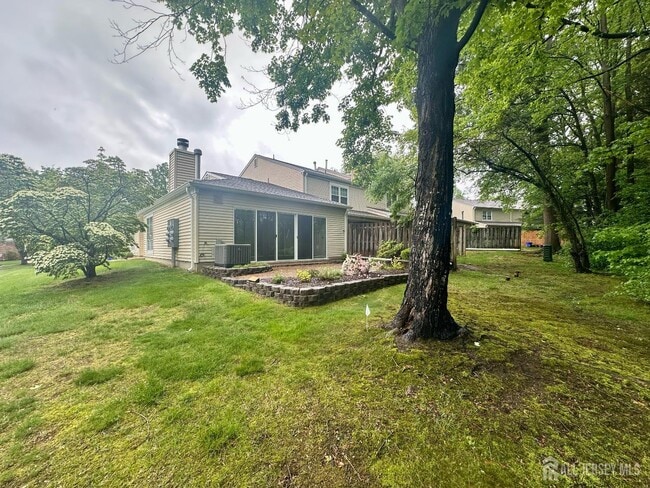 Building Photo - 143 Archery Ct