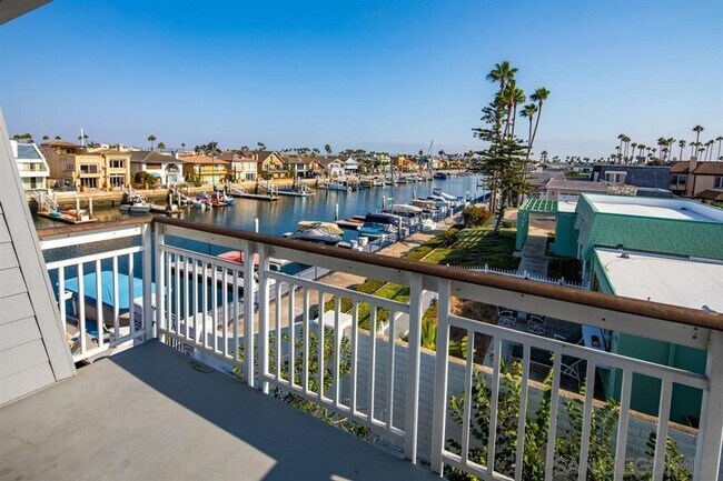 Building Photo - Coronado Cays Rental