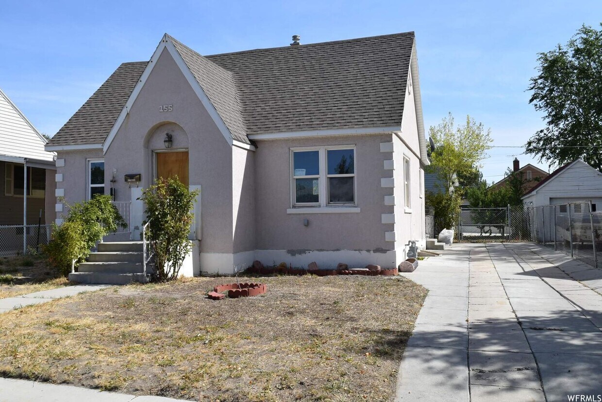 Primary Photo - Great Home