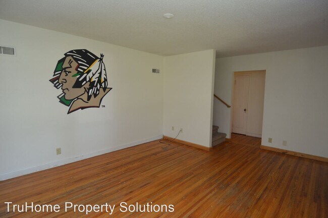 Building Photo - 6 br, 2 bath House - 2313 University Ave