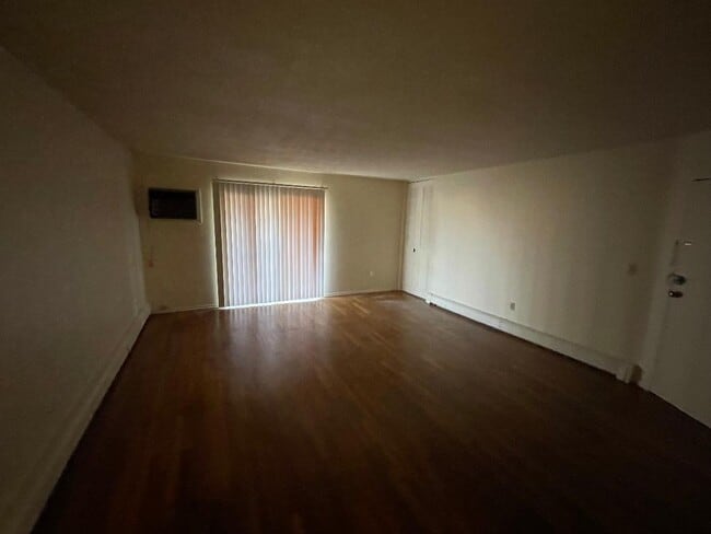 Gorgeous Wood Floors - 9 Catherine St