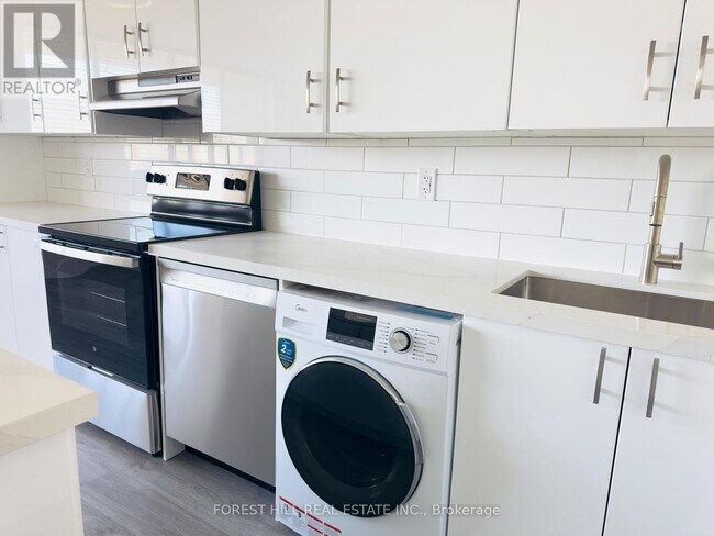 Building Photo - 34 Walmer Rd