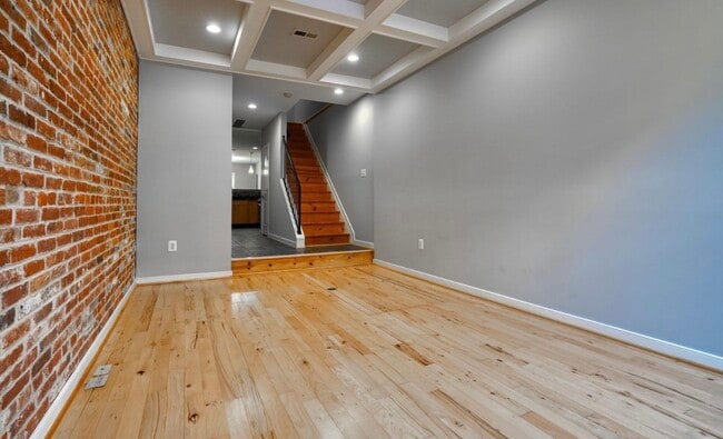 Sala de estar - 214 S Regester St