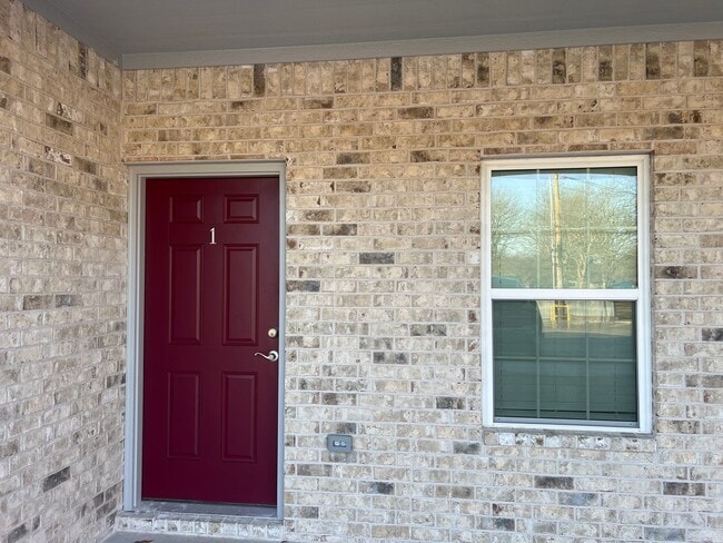 Foto del edificio - 923 Callie Ave