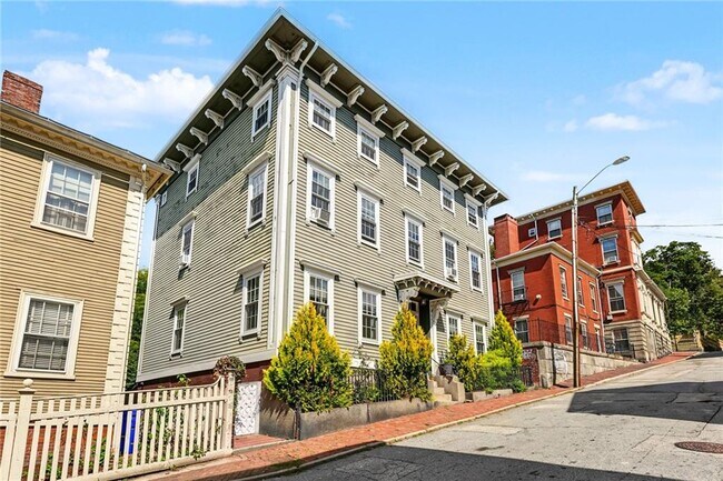 Foto del edificio - 40 Bowen St