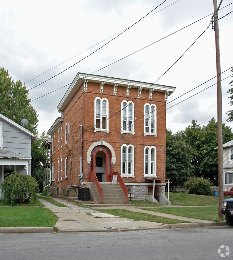 Primary Photo - 519 Huron Ave