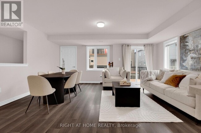 Building Photo - 127 Anthracite Private