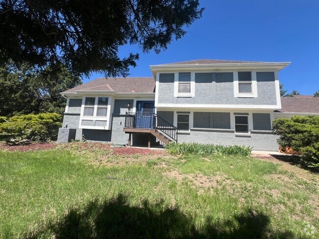 Building Photo - 940 Grey Eagle Cir N