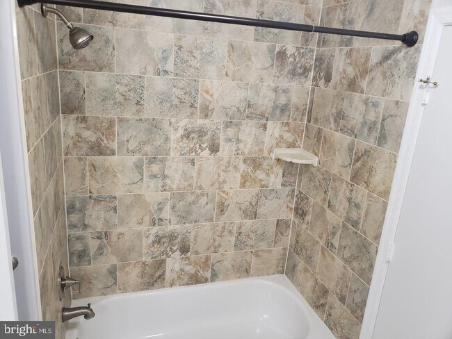 Building Photo - 12909 Churchill Ridge Cir