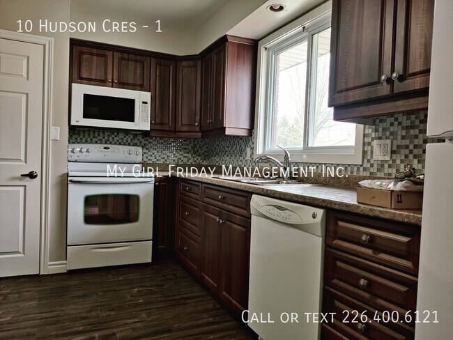 Photo du bâtiment - 10 Hudson Crescent