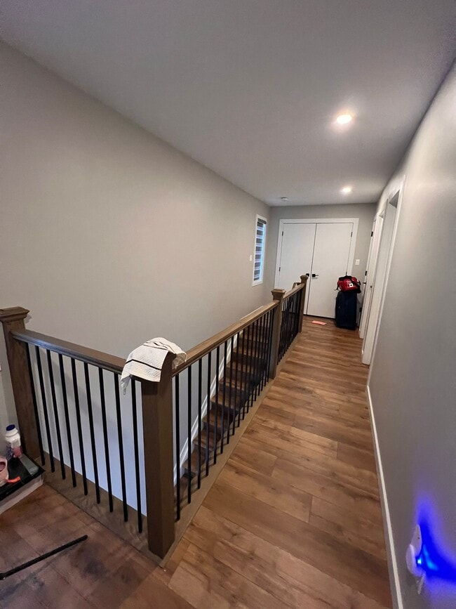 Building Photo - 1371 Maxime St