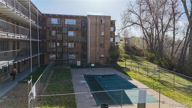 Foto del edificio - 800 W Belleview Ave