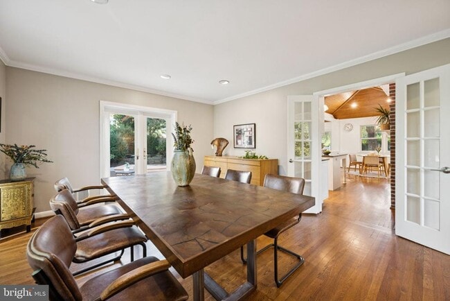 Foto del edificio - 6 Spring Hill Ct