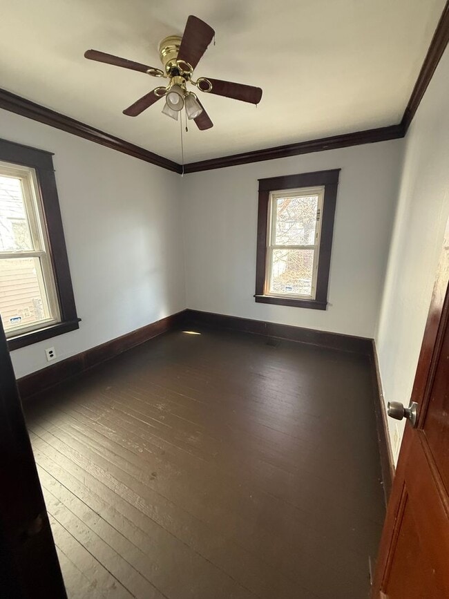 Building Photo - Garfield Heights Single Home