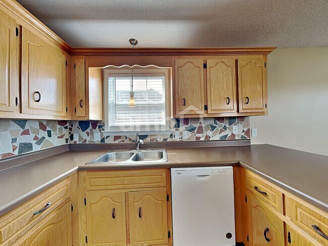 Foto del edificio - 3498 Torrington Ln