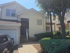 Building Photo - 183 Potomac Dr