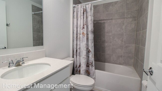 Foto del edificio - 3 br, 2 bath House - 740 Daring Dr