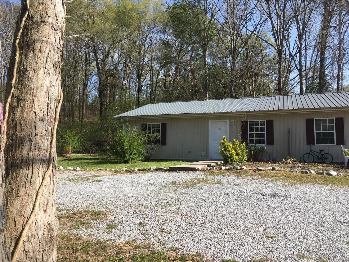 Primary Photo - 6360 Champion Rd