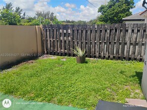 Building Photo - 6766 NW 69th Ct