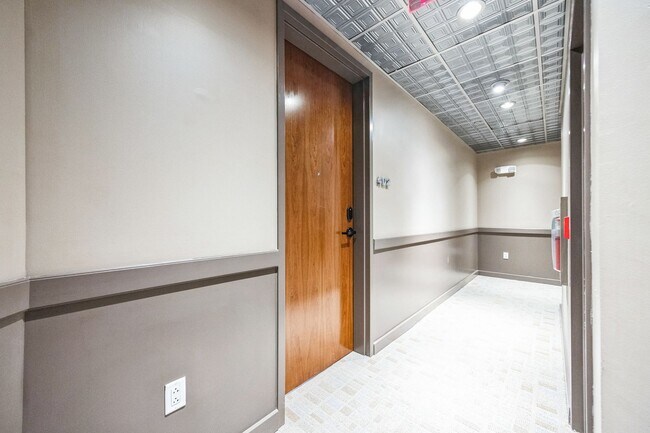 Foto del edificio - 105 S 12th St