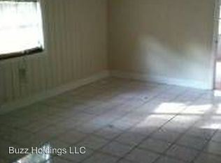 Building Photo - 1206 E Jean St