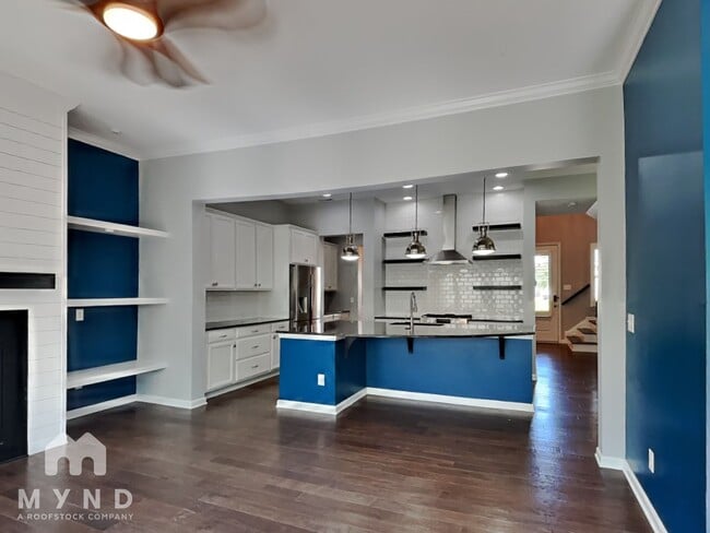 Building Photo - 1653 Pasture Hills Dr