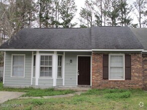 Building Photo - 1916 Rolling Ridge Dr