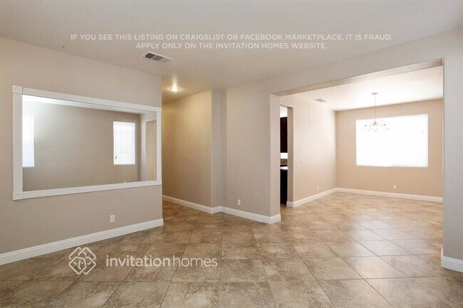 Foto del edificio - 592 Kavanagh Pl