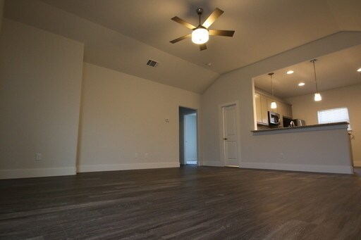 Building Photo - 216 Stewart Bend Ct