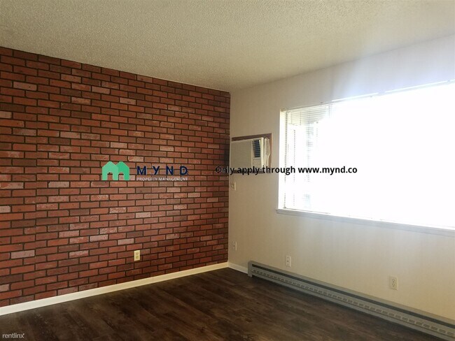 Foto del edificio - 1 br, 1 bath  - 208 N 6th St Apt 6 Apt 6
