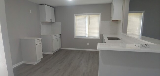 Foto del edificio - 611 E Sumner St