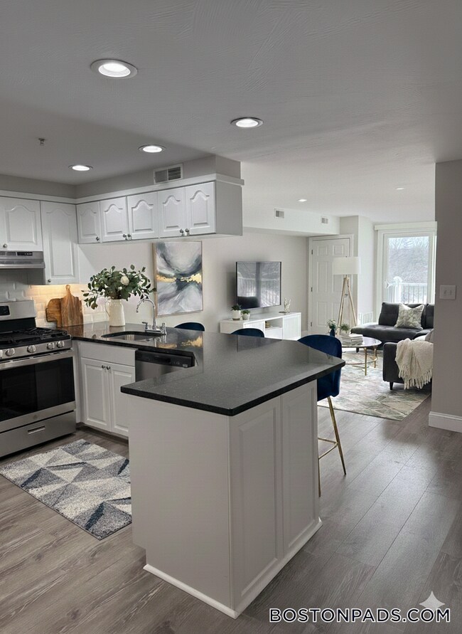 Foto del edificio - 21 Kenmar Dr