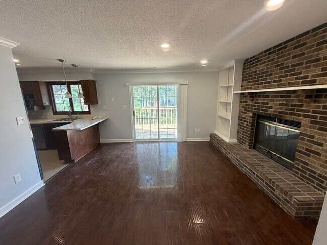 Foto del edificio - Unique 3BR/2.5BA Southwest Columbia Rental – Near Rock Bridge High!
