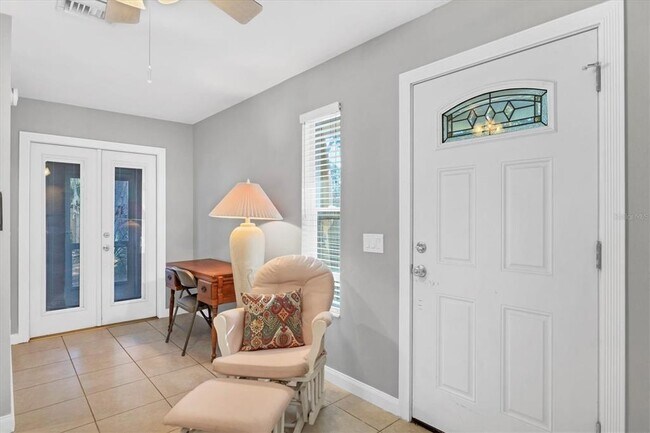 Foto del edificio - 2703 Forest Knoll Dr