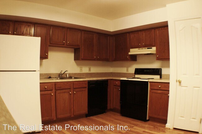 Building Photo - 3 br, 2.5 bath House - 109 Dorchester Ln.