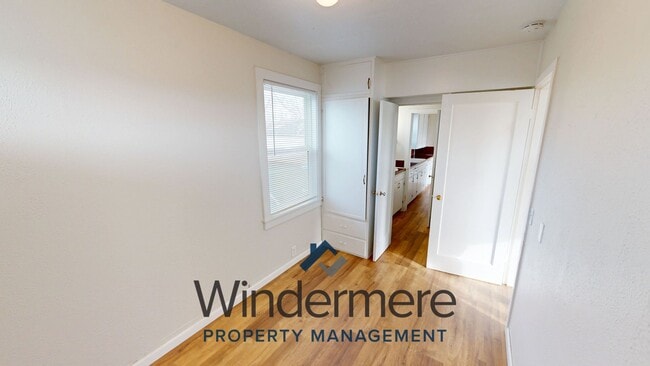 Building Photo - blal66