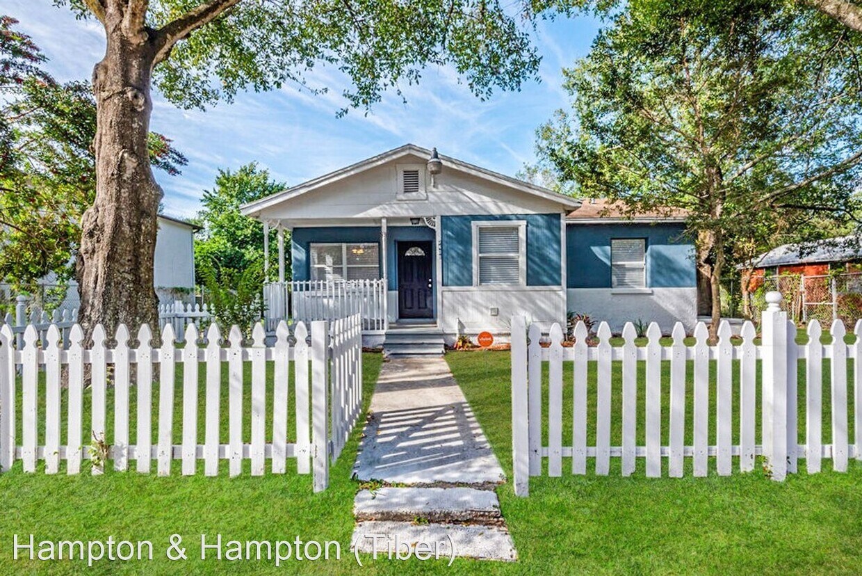 Primary Photo - 3 br, 1 bath House - 3408 PHILLIPS STREET