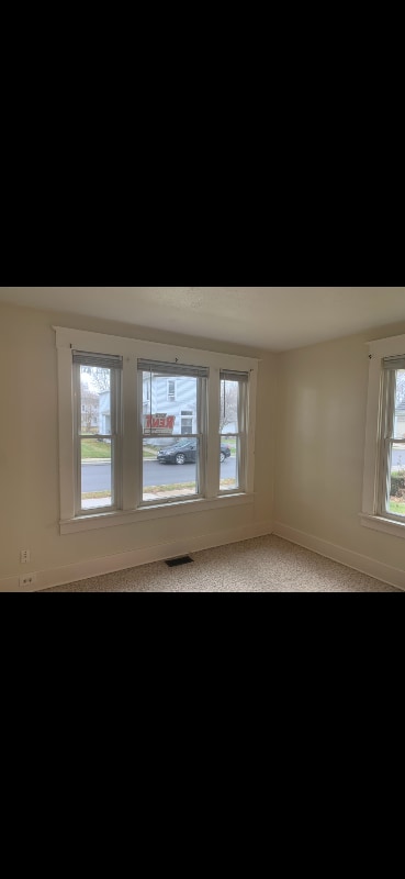 Building Photo - 216 W Evers Ave