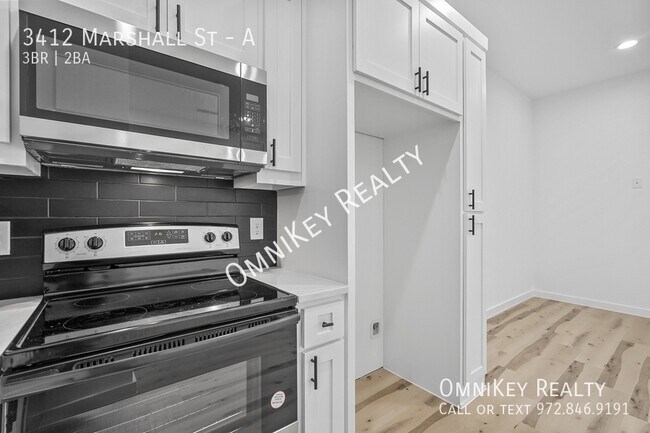 Foto del edificio - 3412 Marshall St